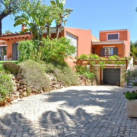 Fantastic For Family Gatherings, Optional Pool Heating, Free Air Con Wifi * Quarteira