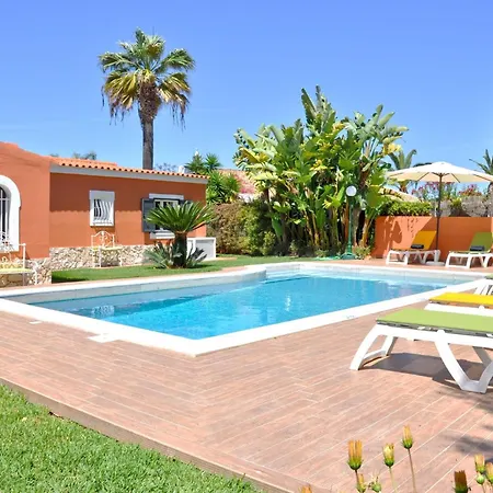 וילה Fantastic For Family Gatherings, Optional Pool Heating, Free Air Con Wifi