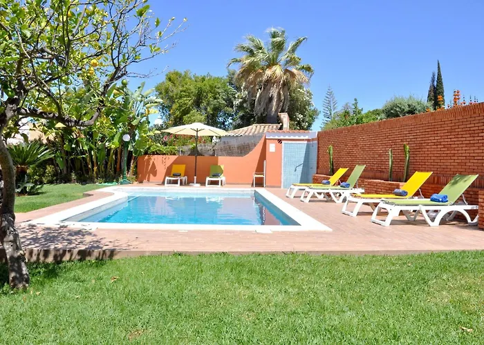 Villa Fantastic For Family Gatherings, Optional Pool Heating, Free Air Con Wifi *