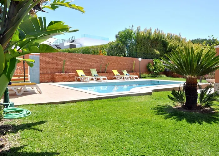 Fantastic For Family Gatherings, Optional Pool Heating, Free Air Con Wifi Villa