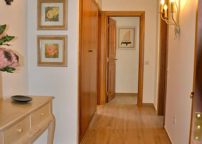 Fantastic For Family Gatherings, Optional Pool Heating, Free Air Con Wifi Villa *