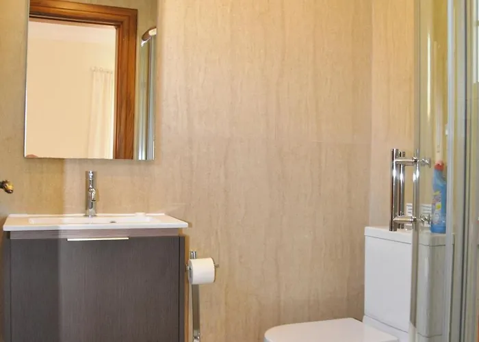 Fantastic For Family Gatherings, Optional Pool Heating, Free Air Con Wifi * Quarteira