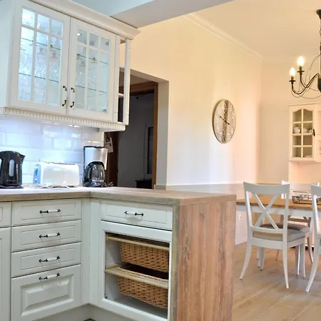 Fantastic For Family Gatherings, Optional Pool Heating, Free Air Con Wifi Villa *