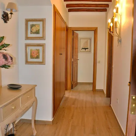 Fantastic For Family Gatherings, Optional Pool Heating, Free Air Con Wifi Villa *