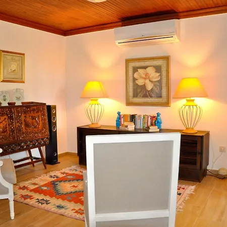Fantastic For Family Gatherings, Optional Pool Heating, Free Air Con Wifi Quarteira
