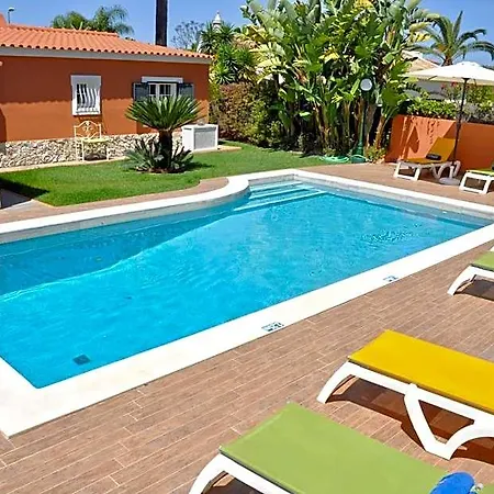Fantastic For Family Gatherings, Optional Pool Heating, Free Air Con Wifi *